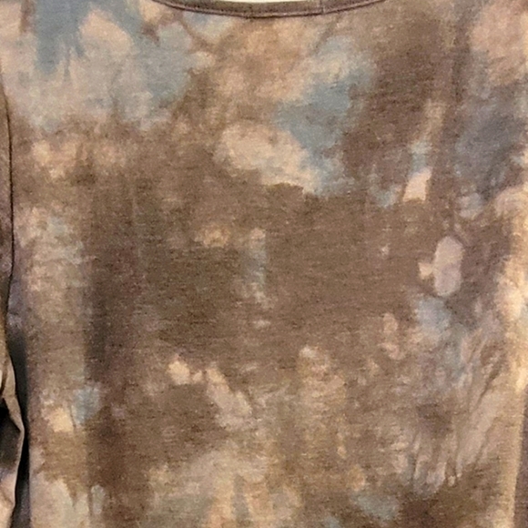 Cotton Bleu NWOT Tie Dye Bottom Ruffle Top L - Picture 9 of 9